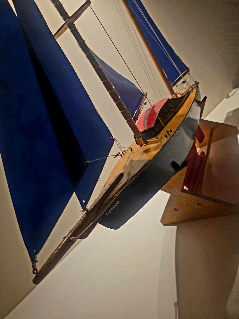 Zeilboot hout brocante (100cm hoog), Antiek en Kunst, Ophalen of Verzenden