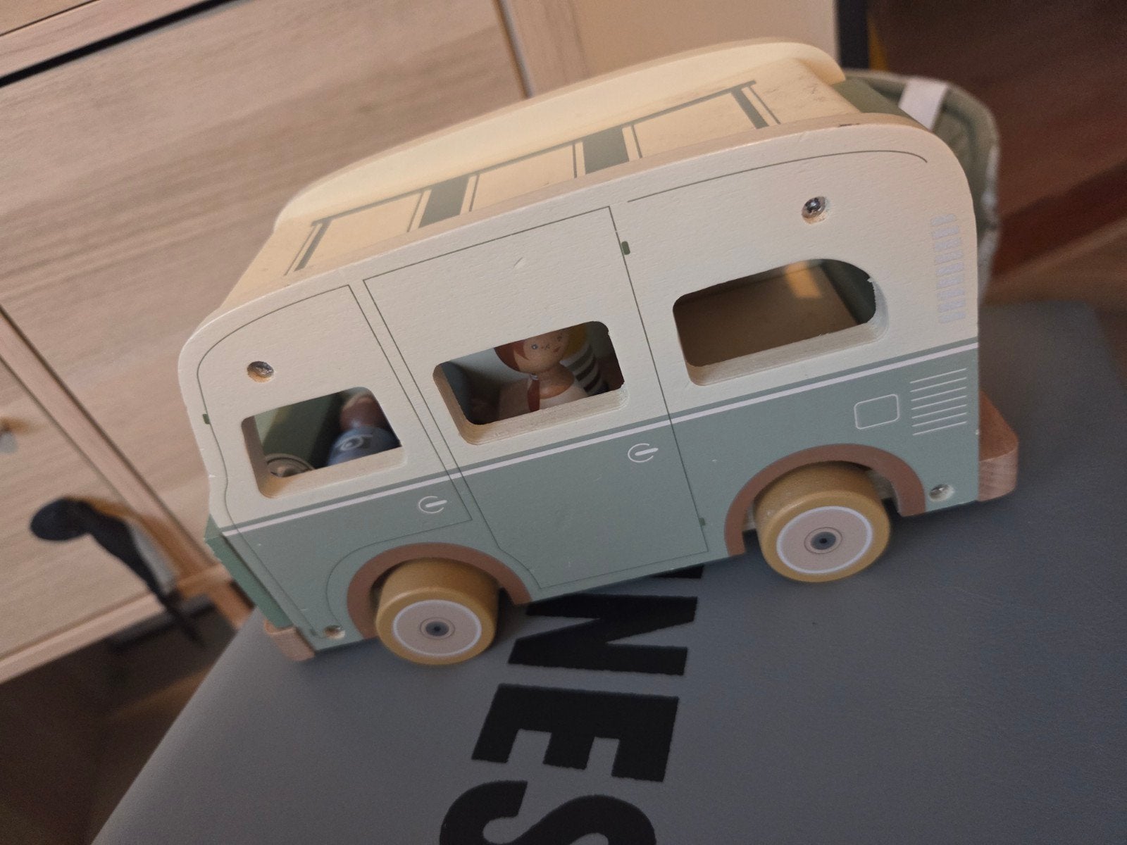 vakantie bus little dutch, Kinderen en Baby's, Speelgoed | Houten speelgoed, Ophalen, Gebruikt, Duw- of Trekspeelgoed