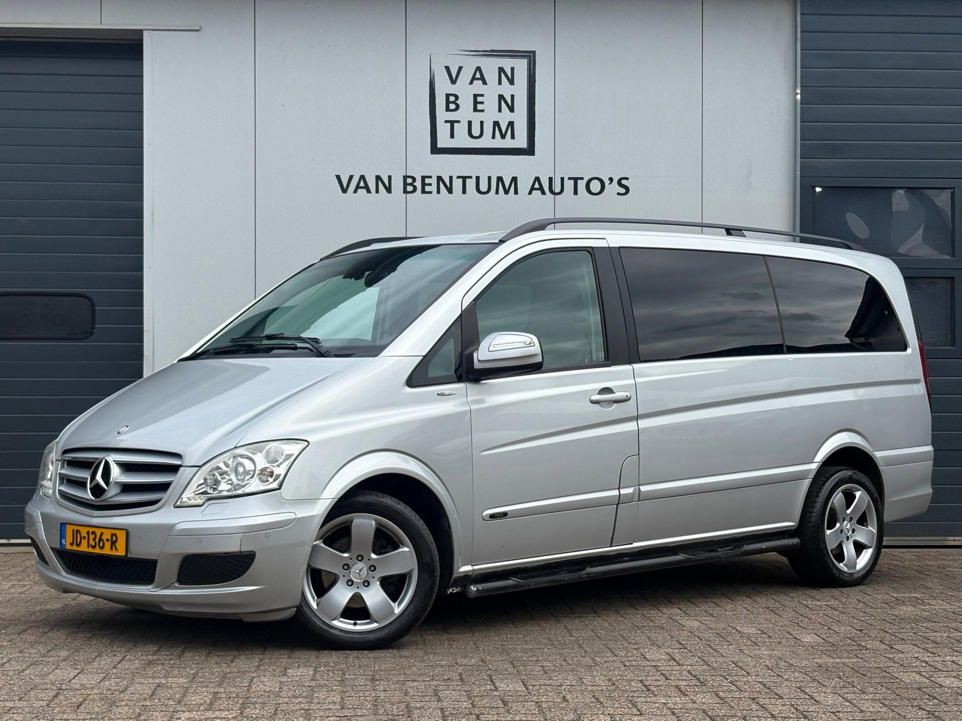 Mercedes-Benz Viano 3.0CDI V6 Autom. Lang 8-pers. BTW Airco, Auto's, Automaat, Euro 5, Achterwielaandrijving, Gebruikt