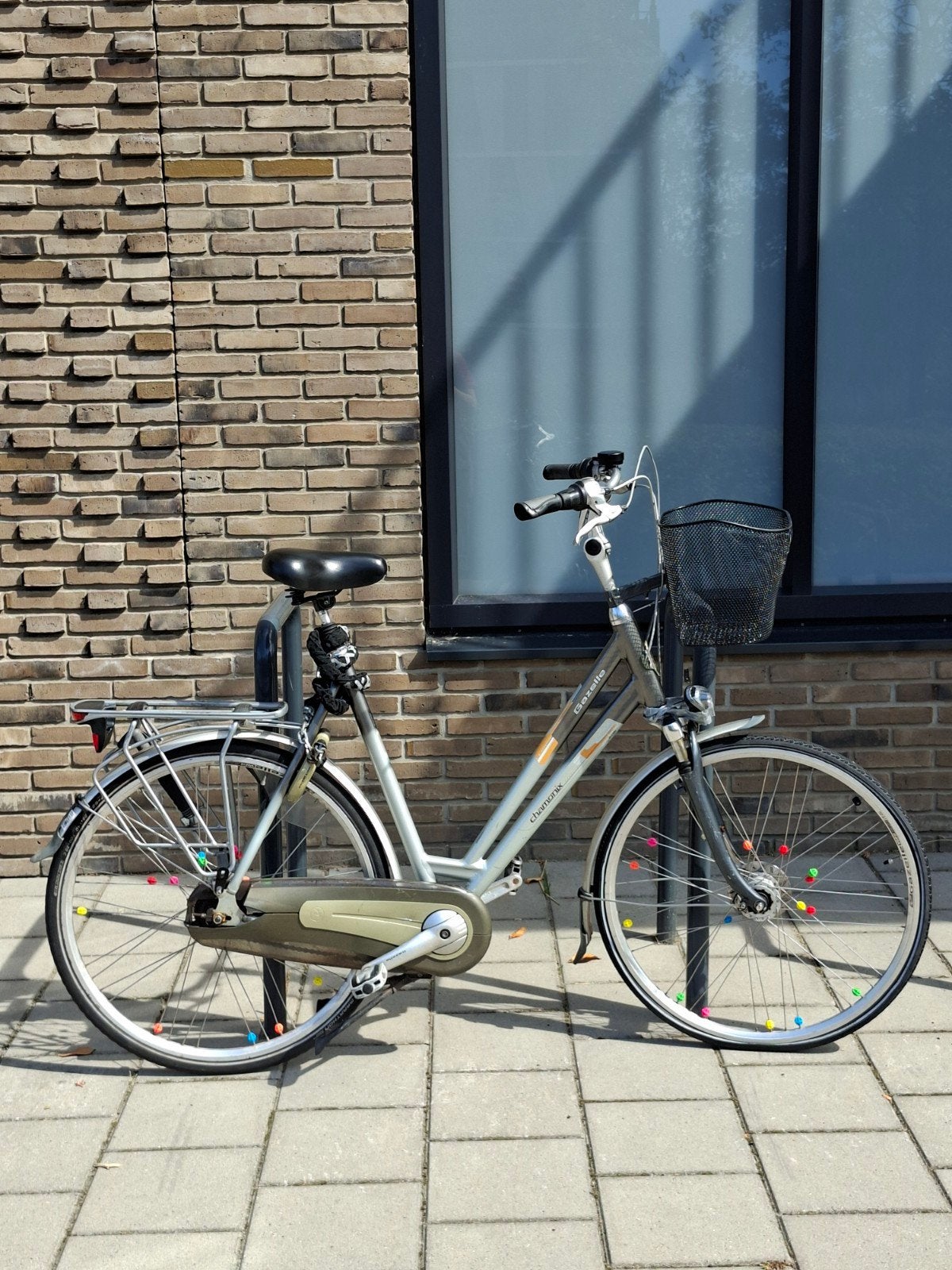 Gazelle fiets, frame 58/61 cm, met mandje, Ophalen, Gebruikt, Versnellingen, 56 cm of meer