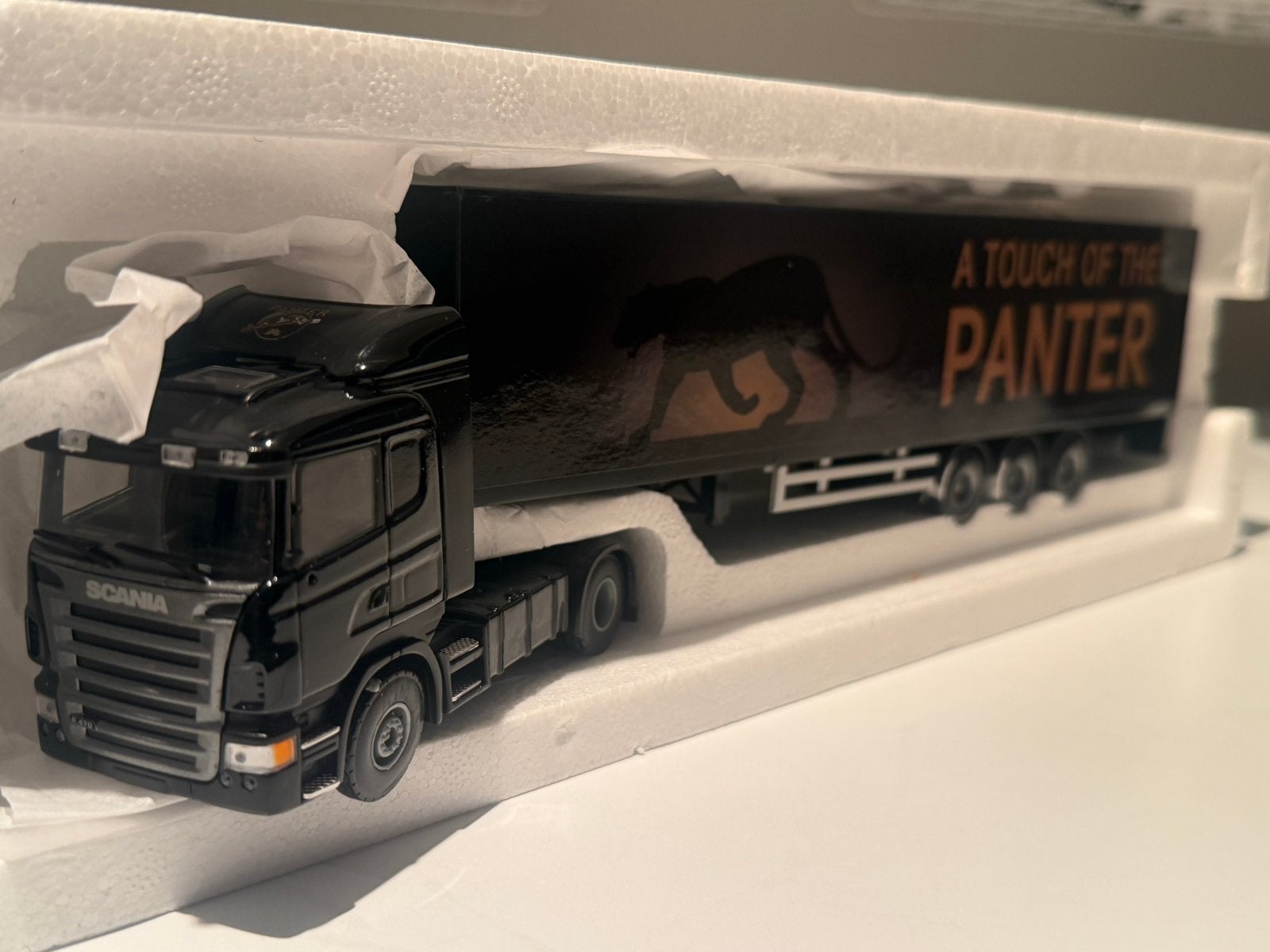 Lion Toys Scania R470 "A Touch of the Panter" vrachtwagen, Ophalen of Verzenden, Nieuw, Overige merken