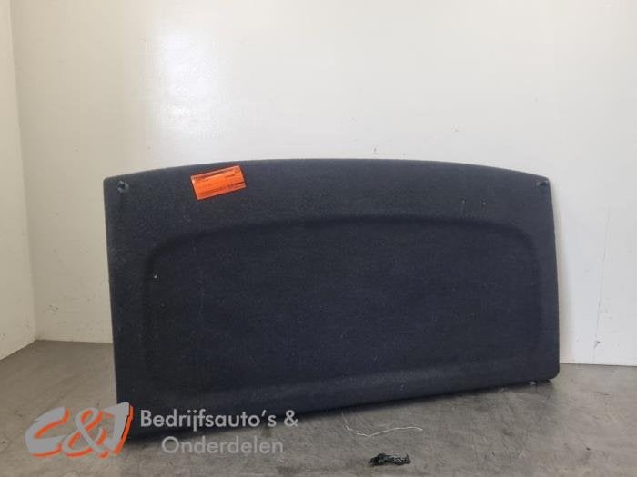 Hoedenplank van een Volkswagen Golf