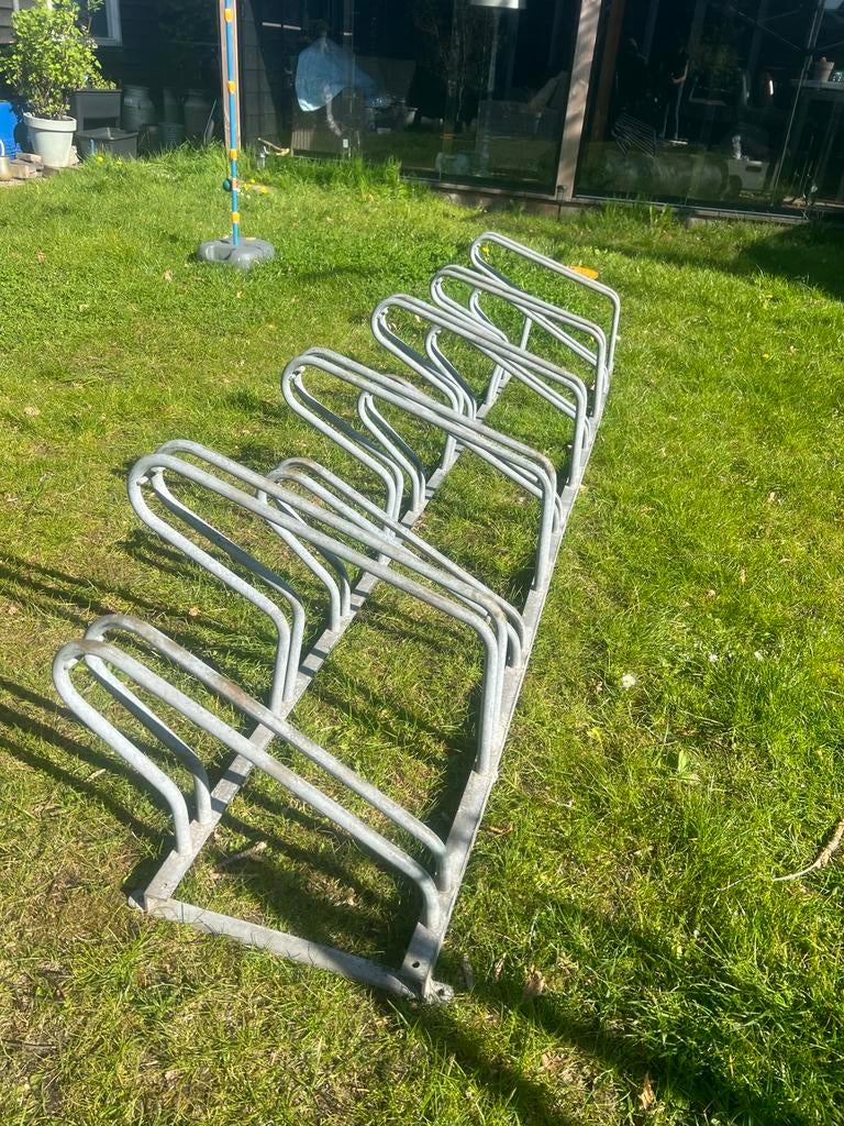 Robuust fietsenrek voor 10 fietsen - Gegalvaniseerd staal, Ophalen, Gebruikt