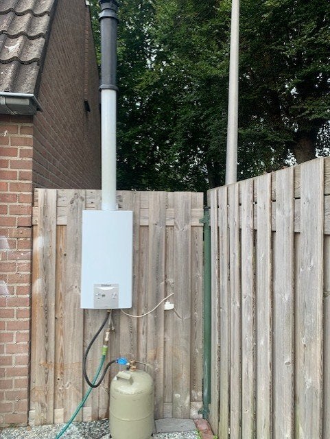 Vaillant tutbo Mag 14 litre butaan propaangas/flessengas, Doe-het-zelf en Verbouw, Ophalen of Verzenden, Zo goed als nieuw, Minder dan 20 liter