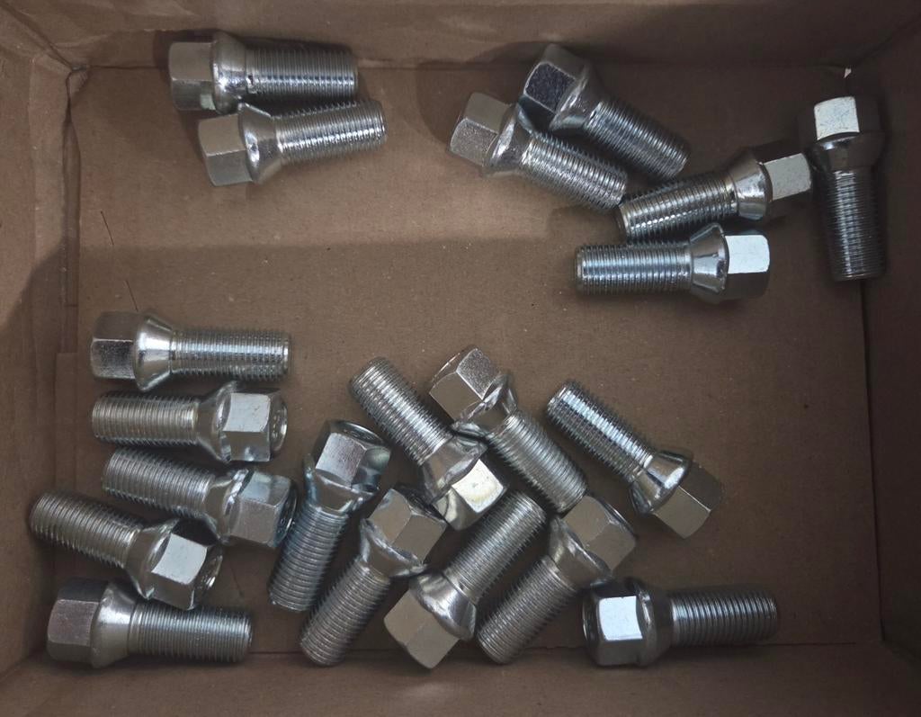 20 STUKS WIELBOUTEN VERZINKT VW AUDI SEAT SKODA MERCEDES, Ophalen of Verzenden