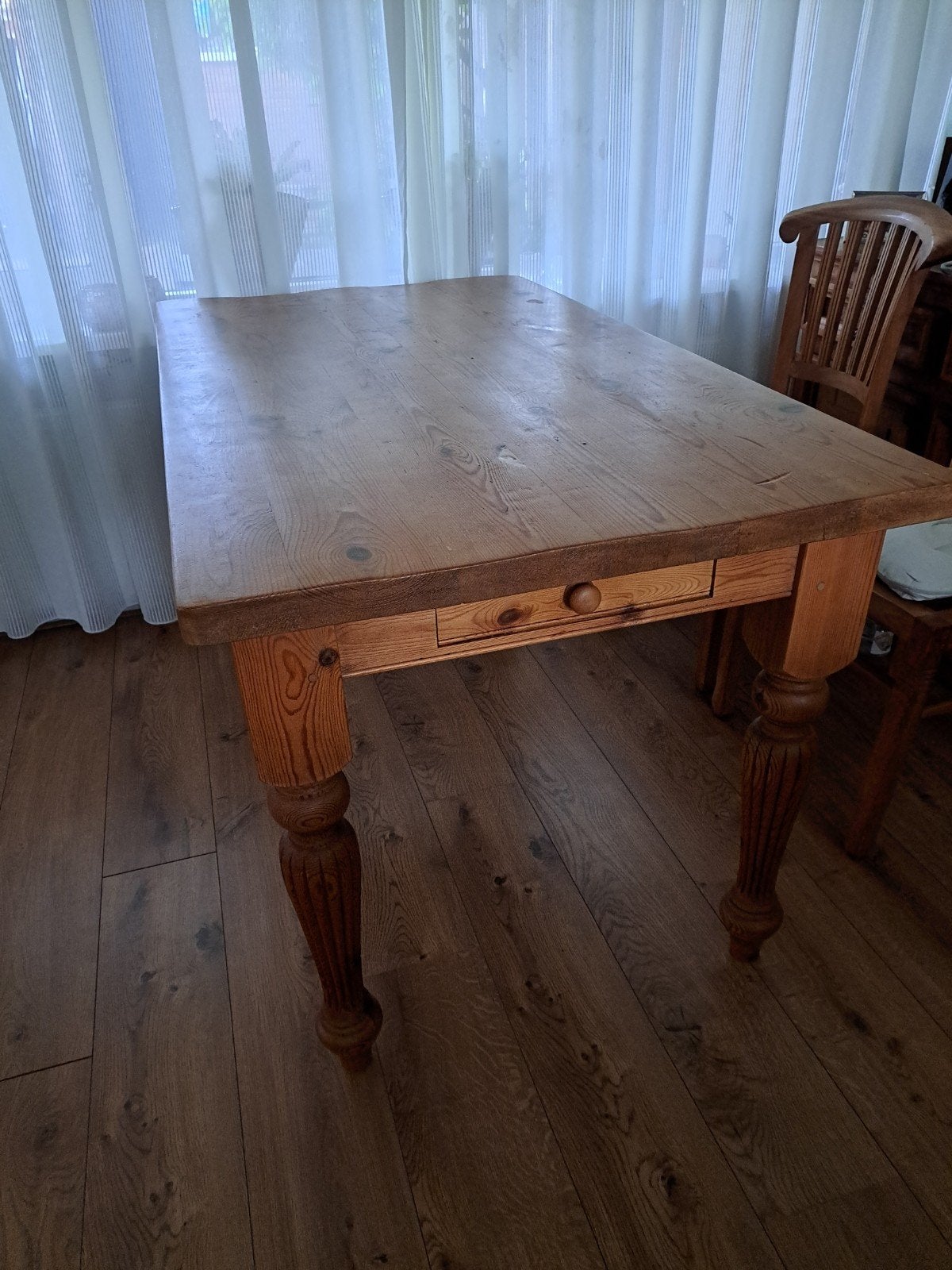 Massief houten eettafel met lade - Gebruikt, Huis en Inrichting, Tafels | Eettafels, Ophalen, Gebruikt, 100 tot 150 cm, 50 tot 100 cm