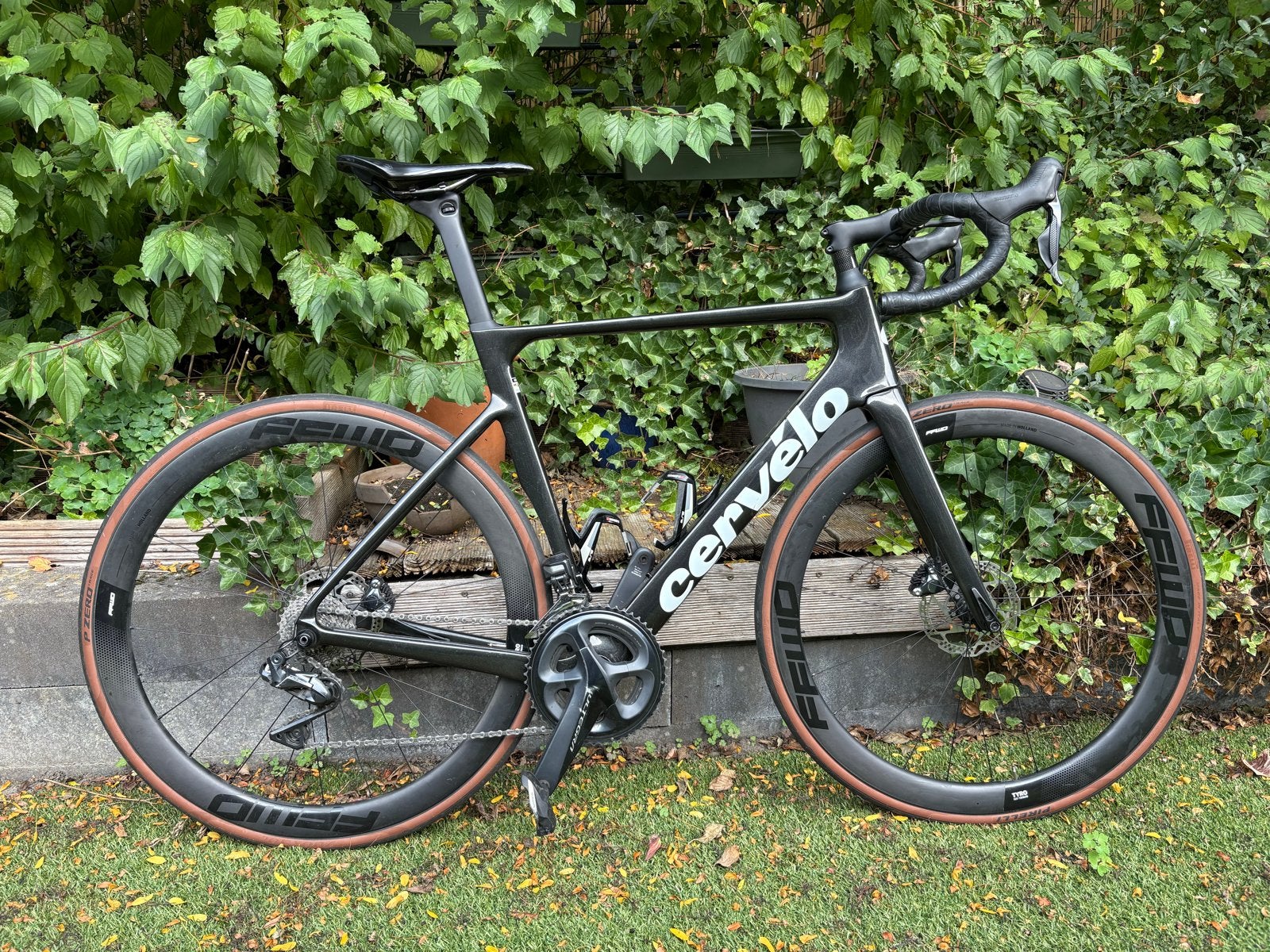 Cervélo racefiets - Maat 56 - Ultegra Di2 - FFWD Tyro, Carbon, Zo goed als nieuw, Schijfrem, 53 tot 57 cm
