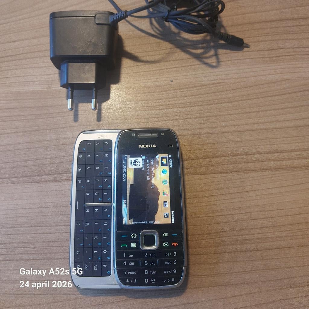Nokia E75 - Klassiek Schuifmodel met QWERTY-toetsenbord, Telecommunicatie, Gebruikt, Schuifmodel, Zwart, Fysiek toetsenbord