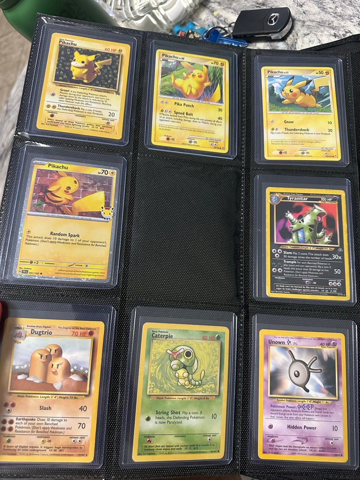Pokémon kaarten: Pikachu, Dugtrio, Tyranitar, Caterpie, Unow, Ophalen, Gebruikt, Meerdere kaarten
