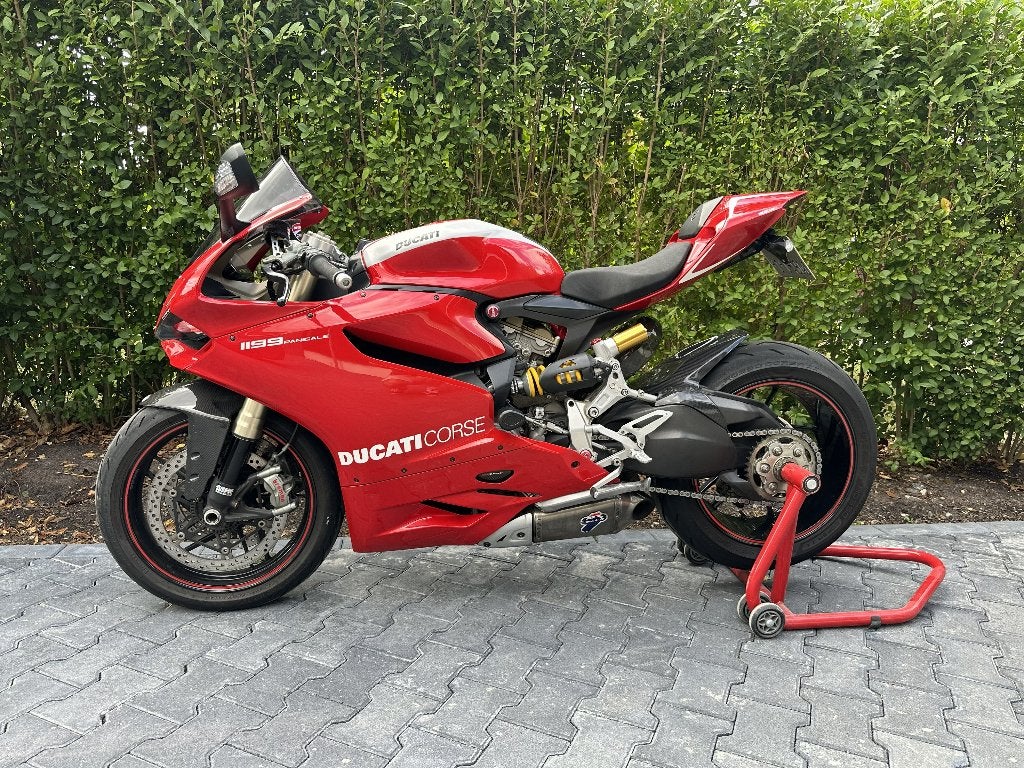Ducati Panigale 1199, Motoren, 2 cilinders, Occasion, 1198 cc, Motorrijbewijs A