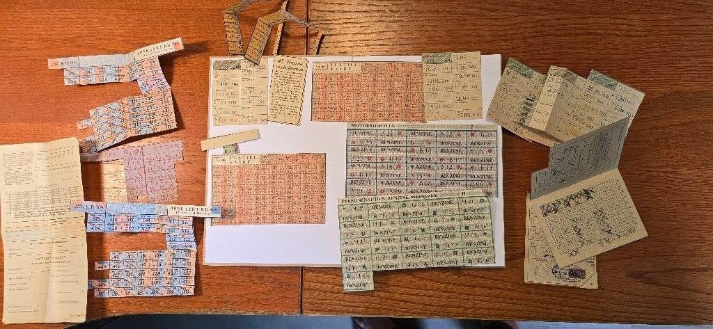 distributiekaarten, stamkaarten en distributiebonnen uit wo2, Ophalen of Verzenden