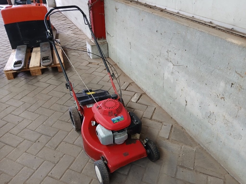 Honda grasmaaier, Ophalen, Gebruikt, Benzine-grasmaaier, Honda grasmaaier