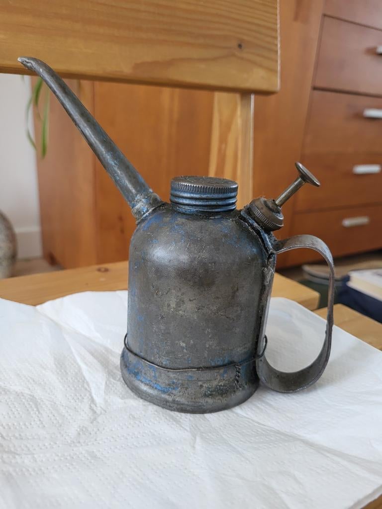Olie kannetje, Ophalen of Verzenden
