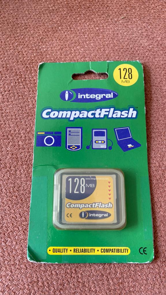 Nieuwe integral 128MB compact flash card, Ophalen of Verzenden, Zo goed als nieuw, Fotocamera