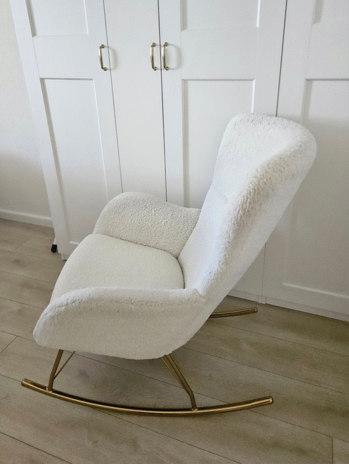 Comfortabele teddy schommelstoel, Ophalen, 75 tot 100 cm, Modern, Scandinavisch, Teddy, Zo goed als nieuw