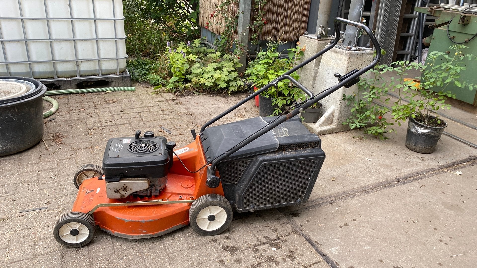 Grasmaaier Sabo, Tuin en Terras, Ophalen, Gebruikt, Benzine-grasmaaier
