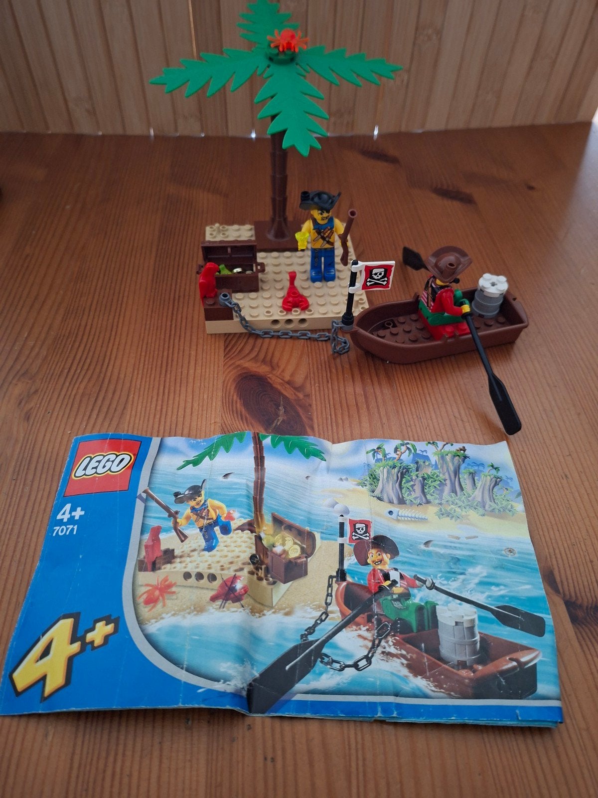 LEGO 7071 Piraten Eiland met 2 Figuren en Bootje, Lego, Zo goed als nieuw, Complete set, Pirates