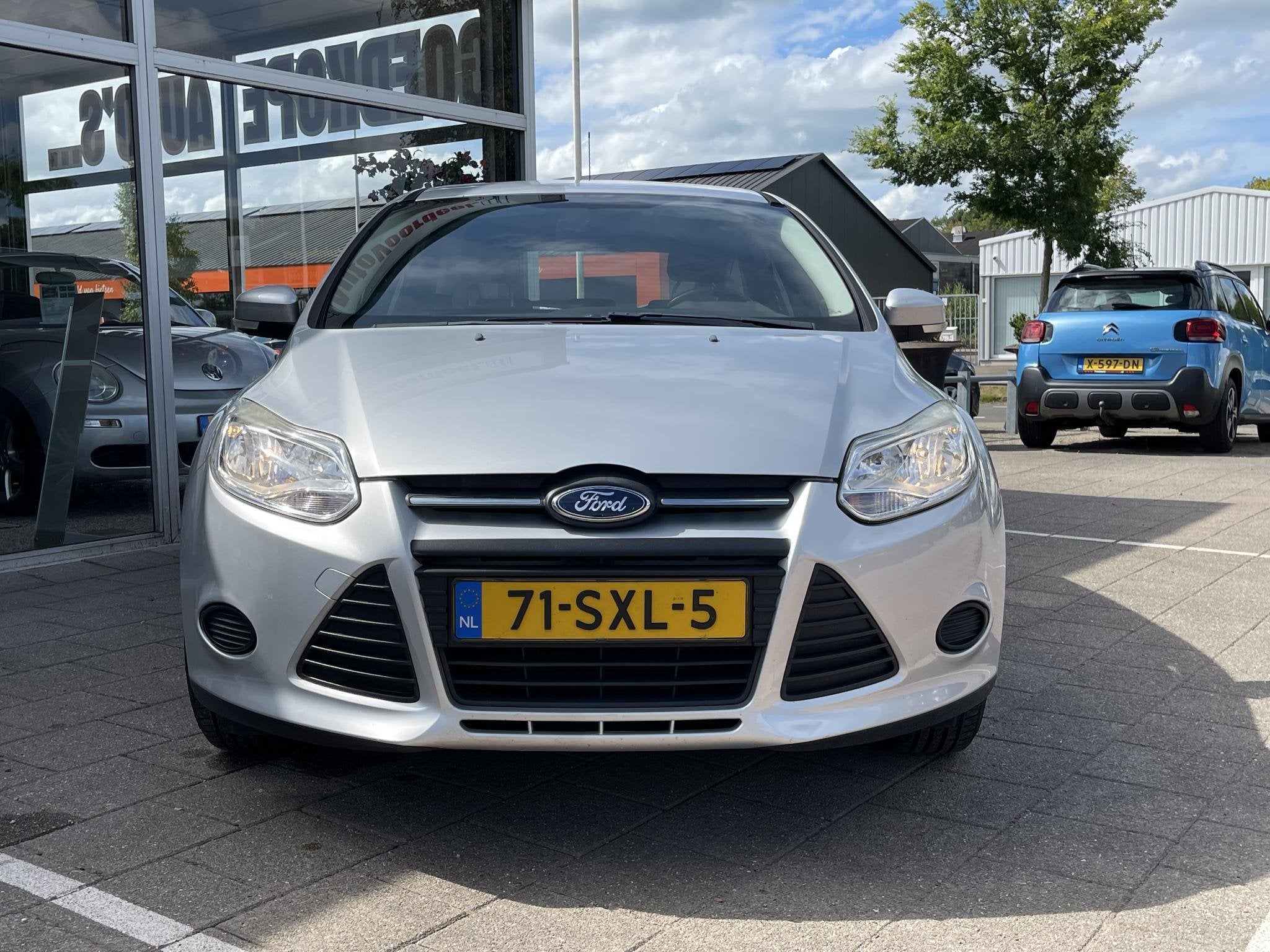 Ford Focus 1.6 TI-VCT Trend /Cruise/Airco/Trekhaak/distr. vv, Stof, Gebruikt, 4 cilinders, Met garantie (alle)