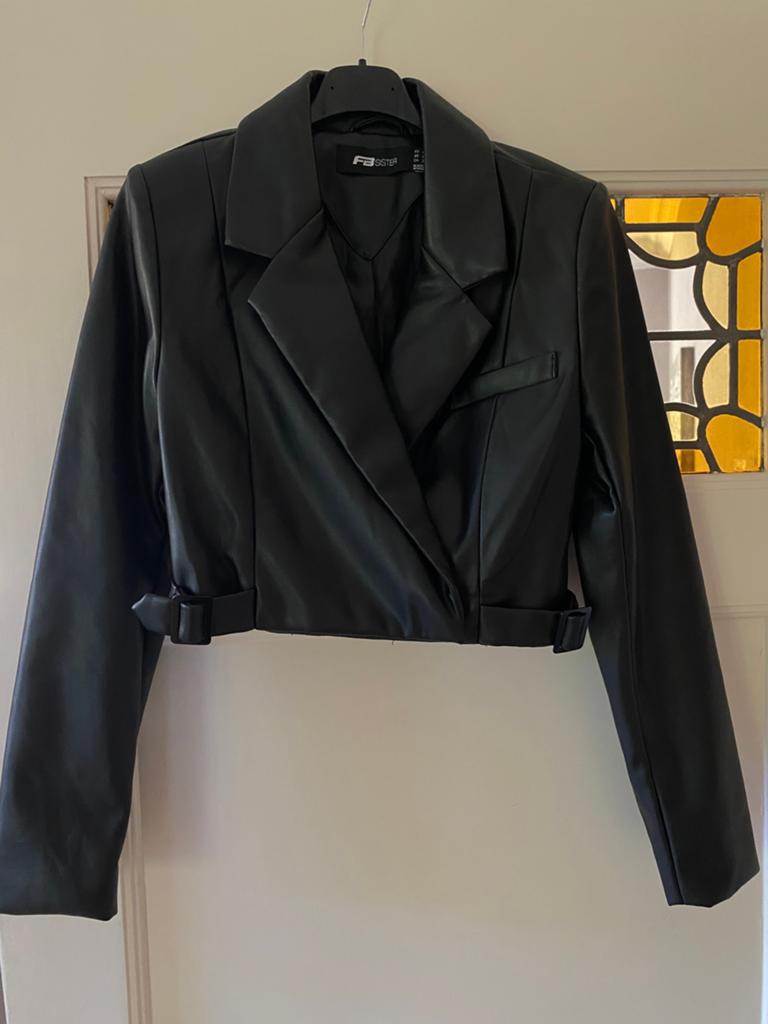 Cropped zwarte leren balzer. Maat xs, Ophalen of Verzenden, Nieuw, Maat 34 (XS) of kleiner, Zwart