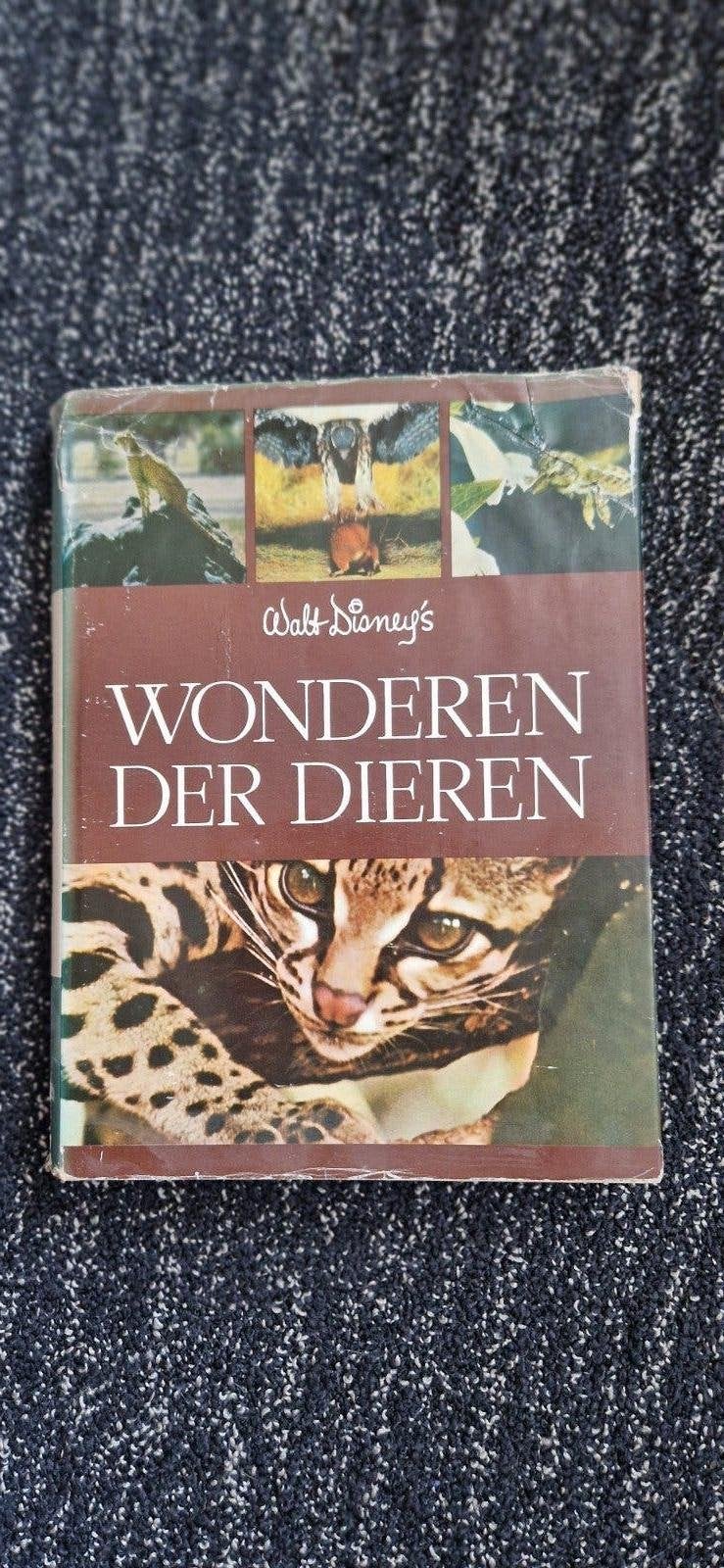 Walt Disney's Wonderen der Dieren - Boek over Dierenrijk, Ophalen of Verzenden, Zo goed als nieuw, Overige diersoorten