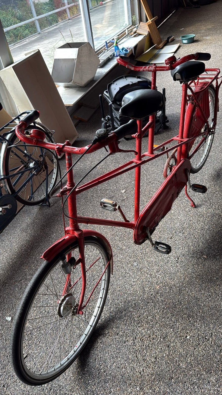 Rood geverfde tandem - Klaar voor een 2e ronde, Minder dan 10 versnellingen, Gebruikt, Velgrem, 51 tot 55 cm