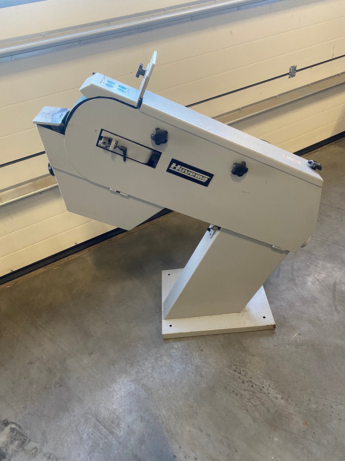 Bandschuurmachine schuurband huvema, Ophalen of Verzenden, Zo goed als nieuw, Minder dan 700 watt, Werkbankslijpmachine