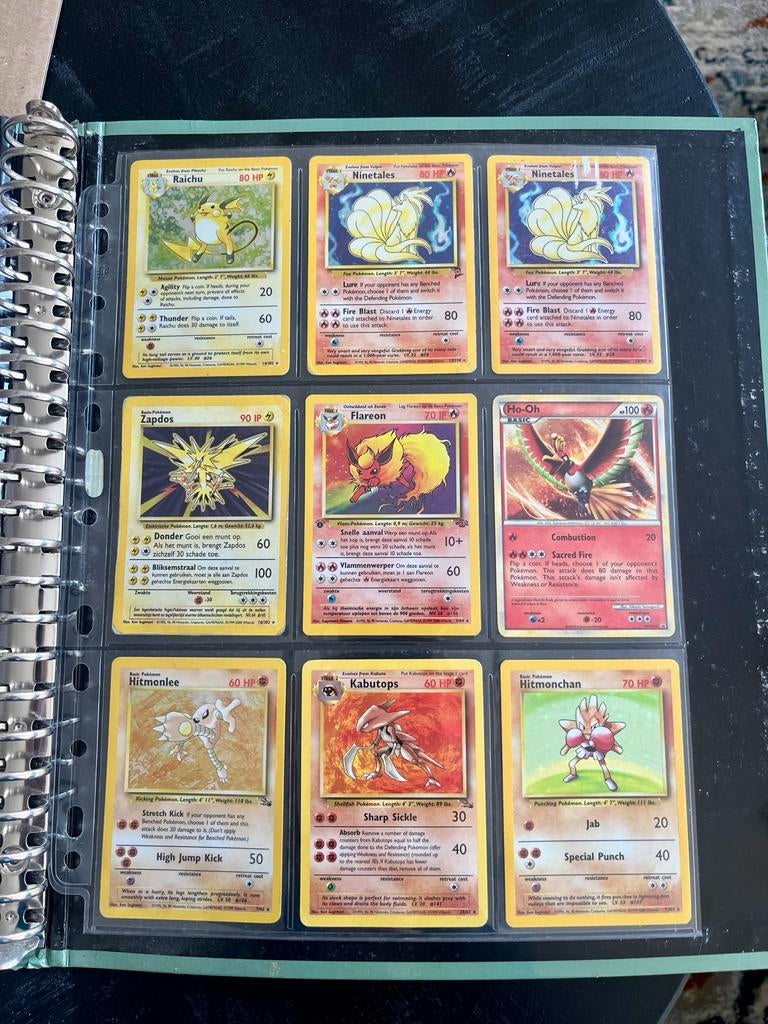 Verzameling pokémonkaarten 124 stuks, Ophalen, Zo goed als nieuw, Meerdere kaarten, Foil