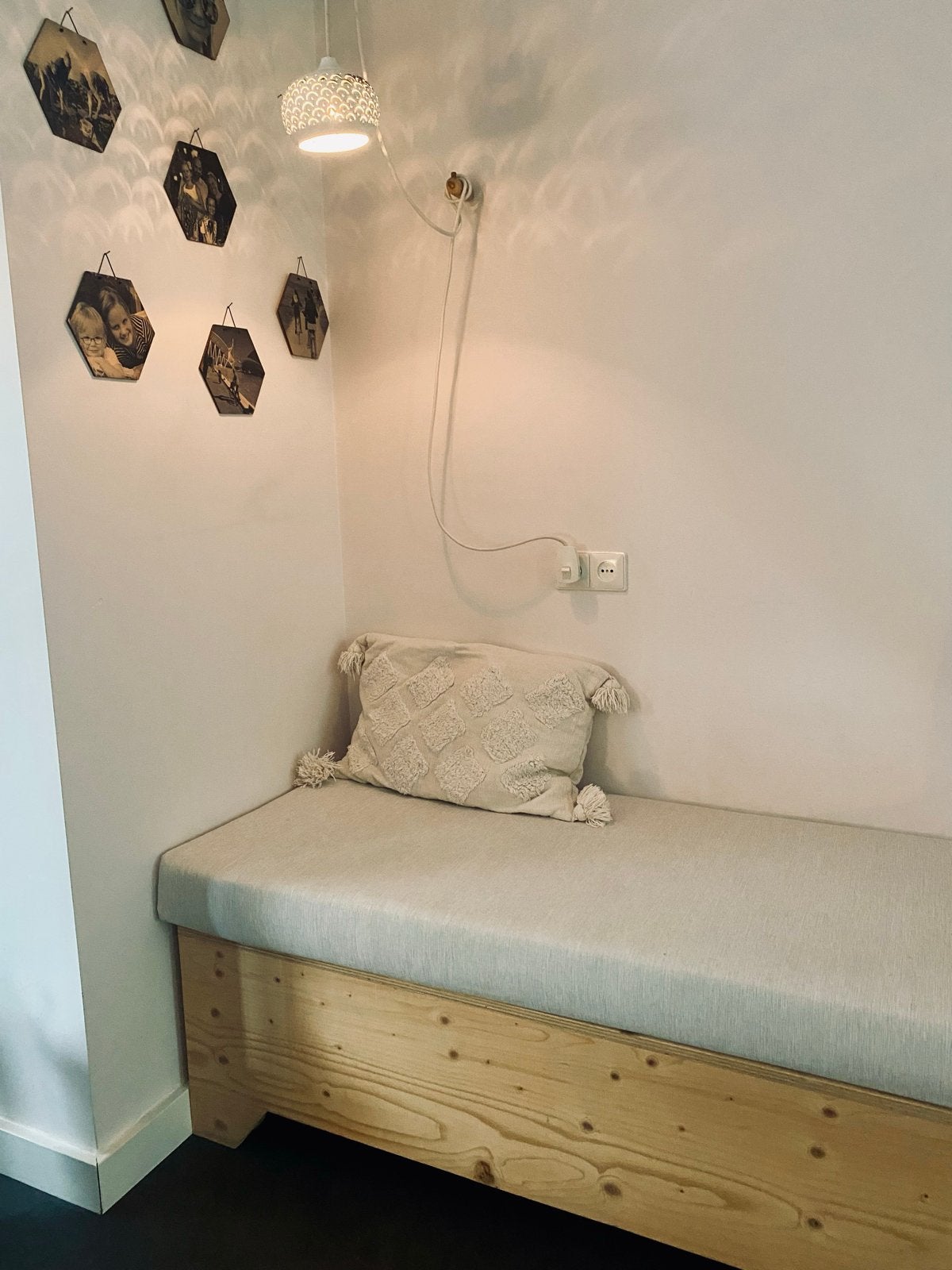 Underlayment bankje met wasbaar kussen (170x60x2cm), Ophalen, Minder dan 75 cm, 150 tot 200 cm, Hout