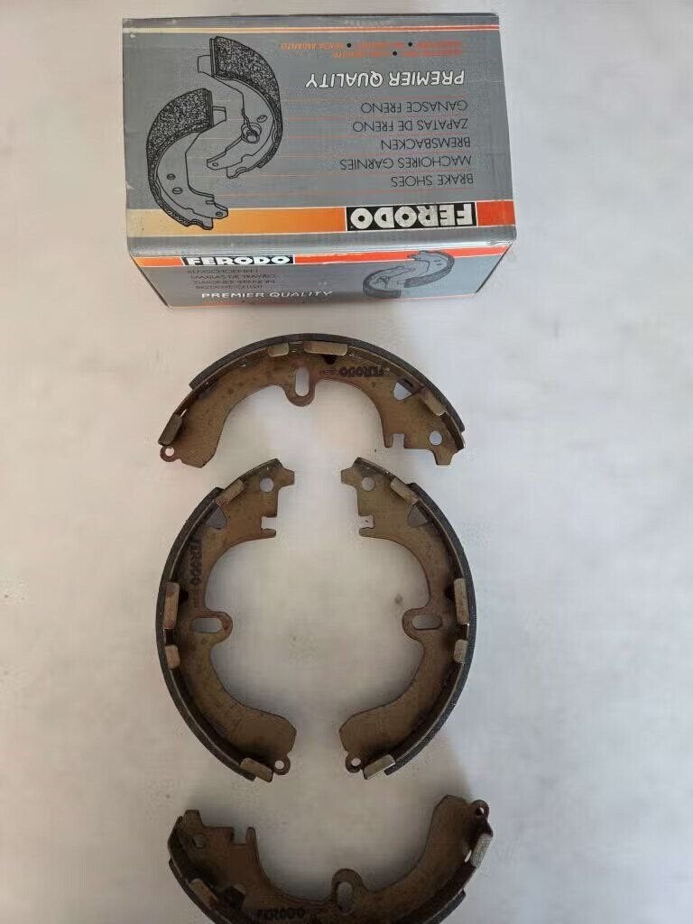 Set Remschoenen Toyota Camry Carina Corolla, -, -, Nieuw, Ferodo
