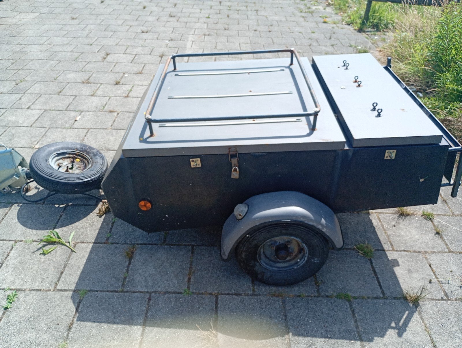 Aanhangertje, Ophalen