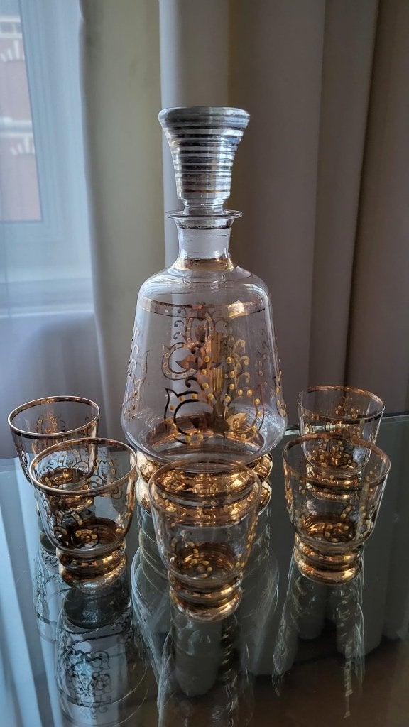 Likeurset met karaf en 5 glazen hoogte 23 cm en 6,5 cm glas, Antiek en Kunst, Antiek | Glas en Kristal, Ophalen