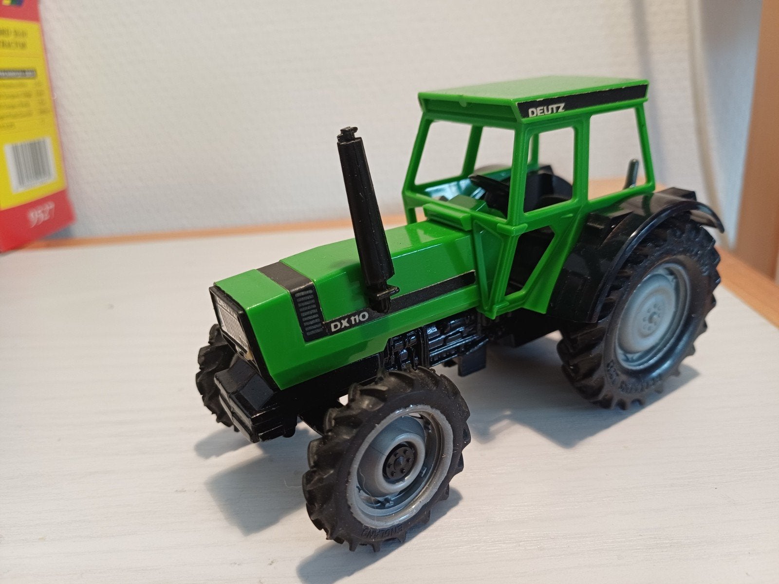 Britains Deutz DX 110, Ophalen of Verzenden, Zo goed als nieuw, Tractor of Landbouw, Britains