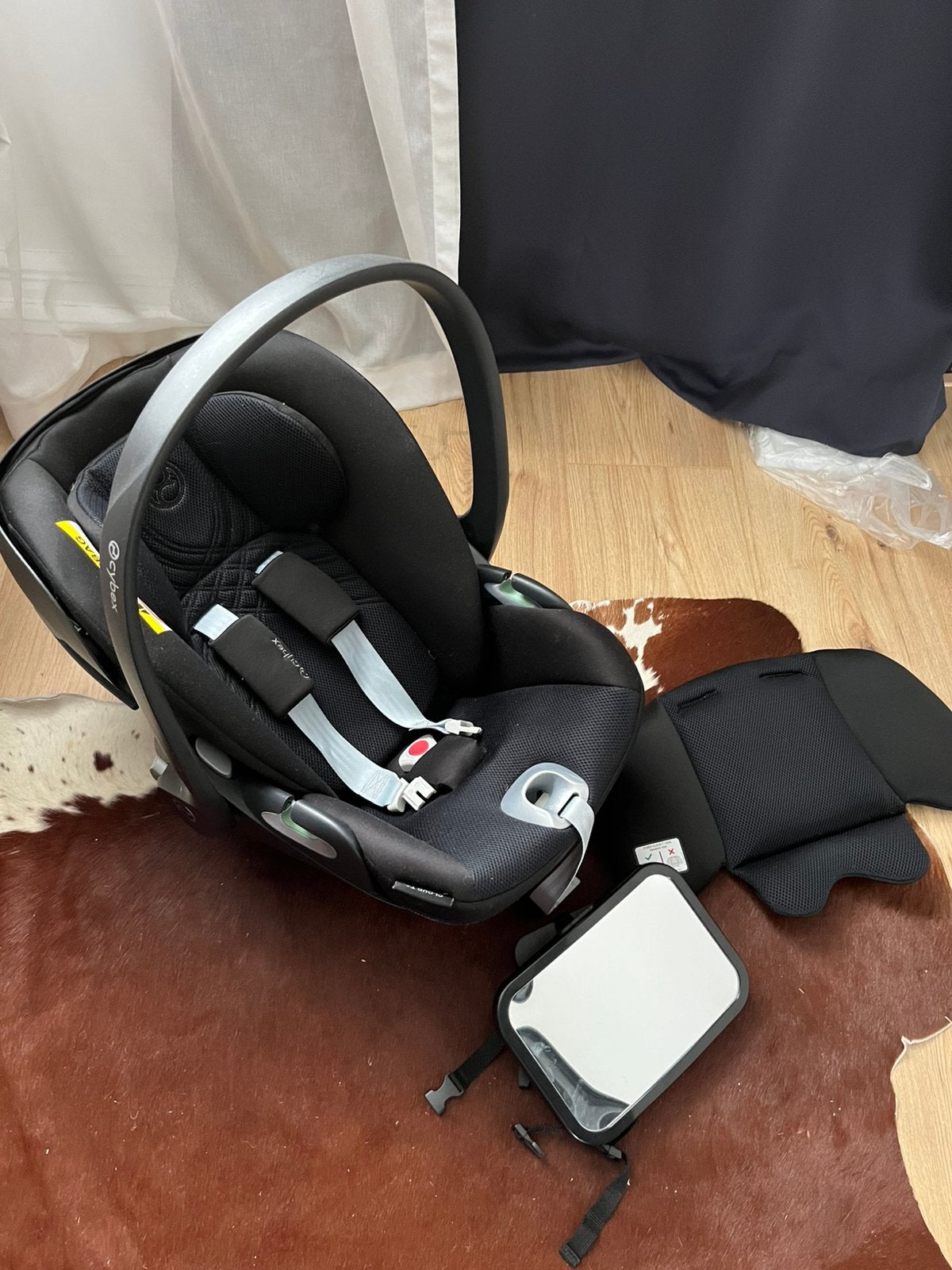 cybex cloud t i size plus, Ophalen, Zo goed als nieuw, 0 t/m 13 kg, Autogordel of Isofix