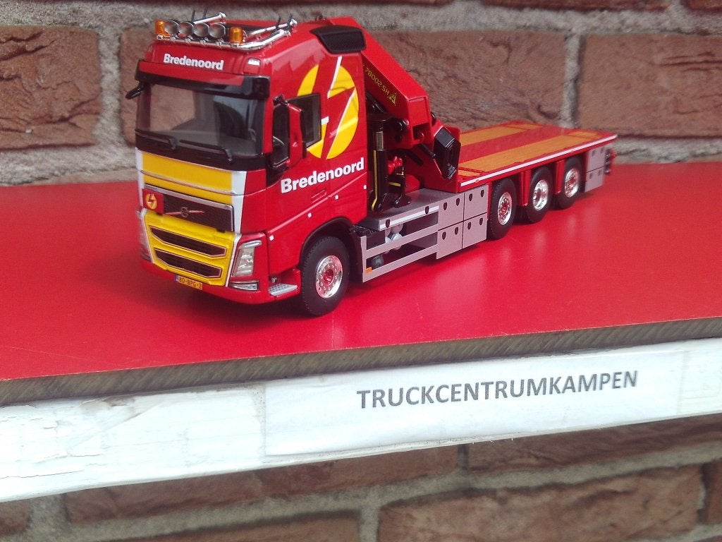 WSI  Volvo  FH4  Globetrotter  8 x 2  van  Bredenoord., Ophalen of Verzenden, Nieuw, Bus of Vrachtwagen, Wsi