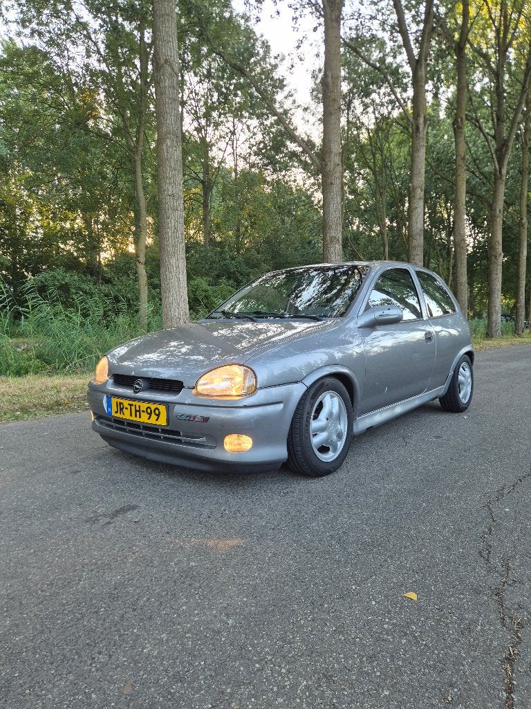 Opel Corsa 1.6 GSI 16V 1994 Grijs, Voorwielaandrijving, 31 €/maand, 4 cilinders, Origineel Nederlands