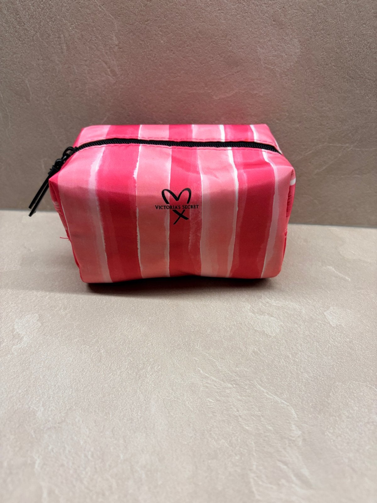 Victoria's Secret make-up tasje roze gestreept, Ophalen of Verzenden, Gebruikt, Roze, Dame