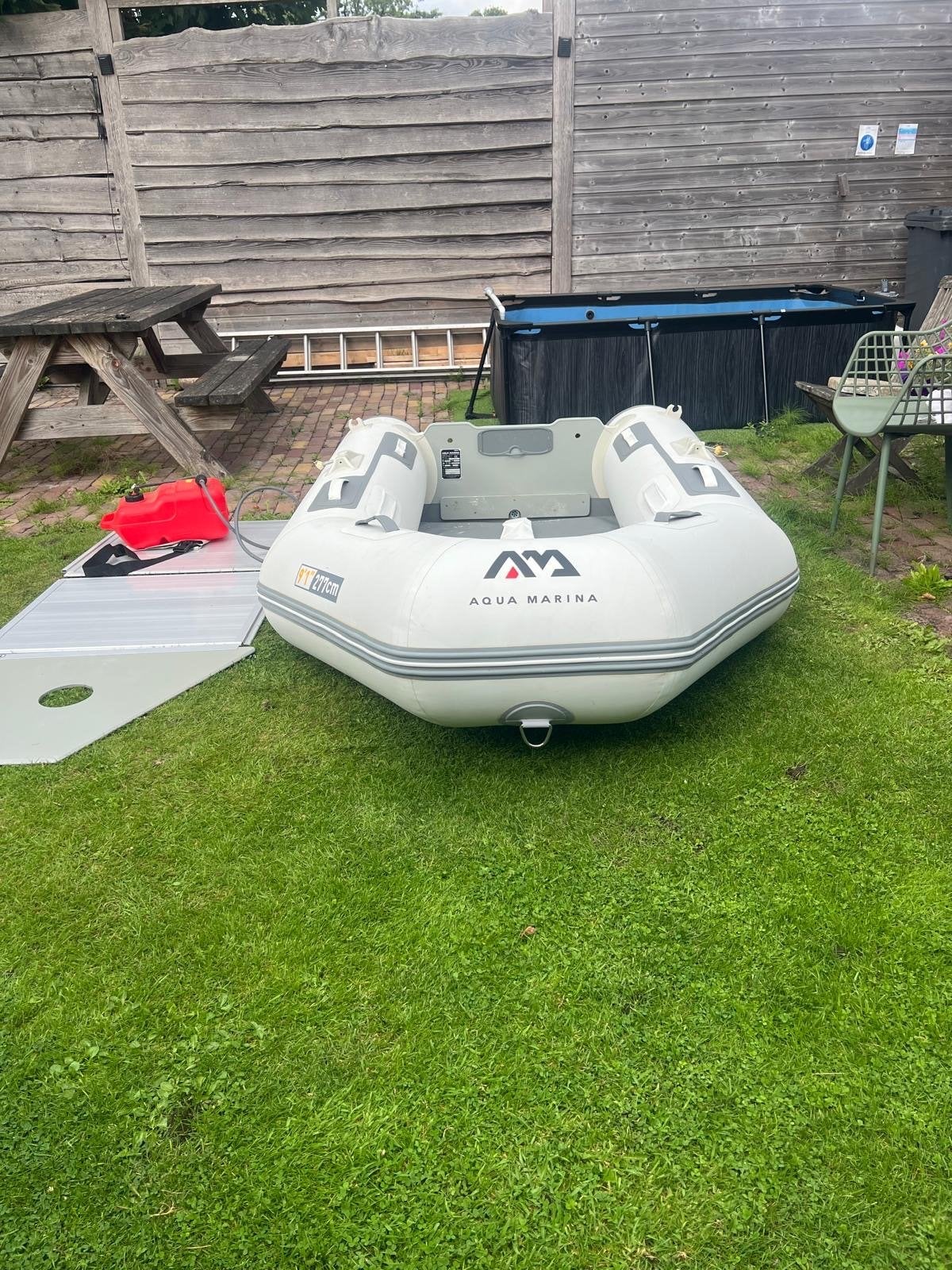 Foto 7 van Aqua Marina opblaasboot met Mercury 4-takt buitenboordmotor