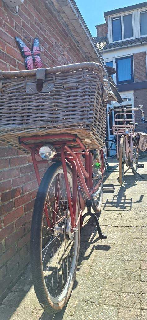 2 fietsen, Fietsen en Brommers, Fietsen | Dames | Damesfietsen, Overige merken, Terugtraprem, Gebruikt, Versnellingen