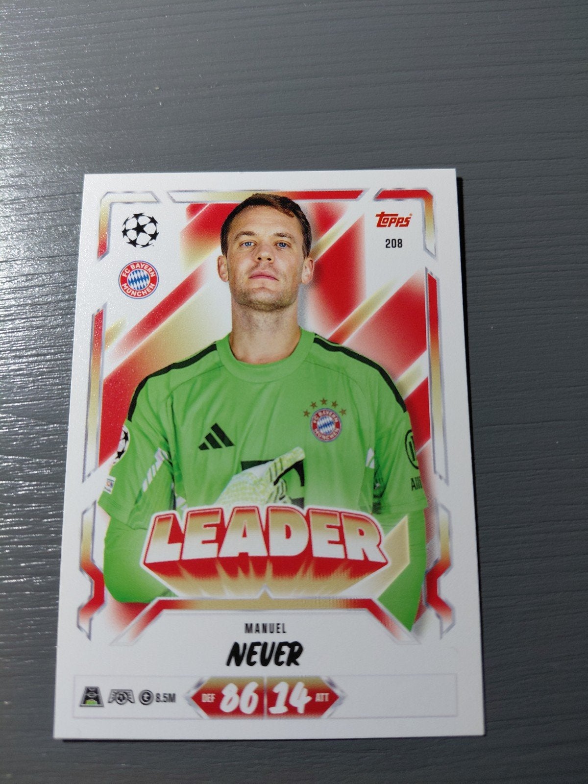 manuel neuer (bayern munchen) leader topps match attax 2027, Ophalen of Verzenden, Nieuw, Buitenlandse clubs, Spelerskaart
