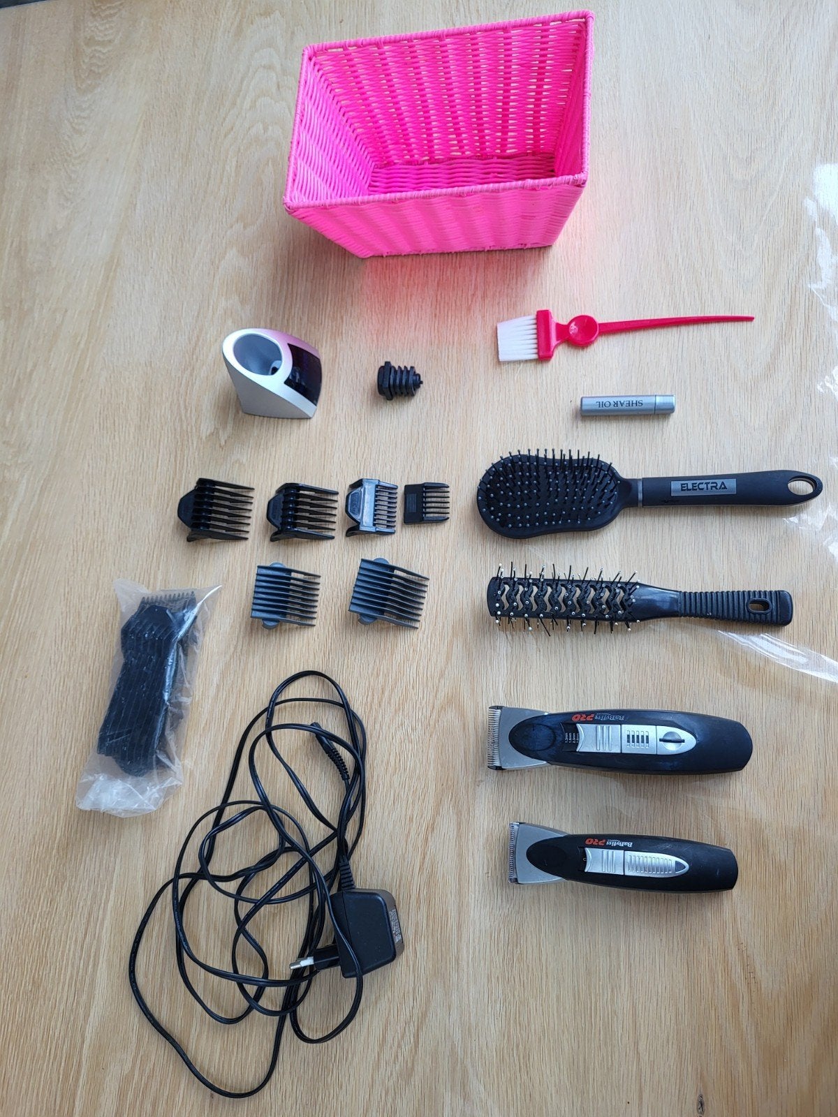 Haartondeuses en accessoires set kapperspullen, Ophalen of Verzenden, Gebruikt, Kam of Borstel