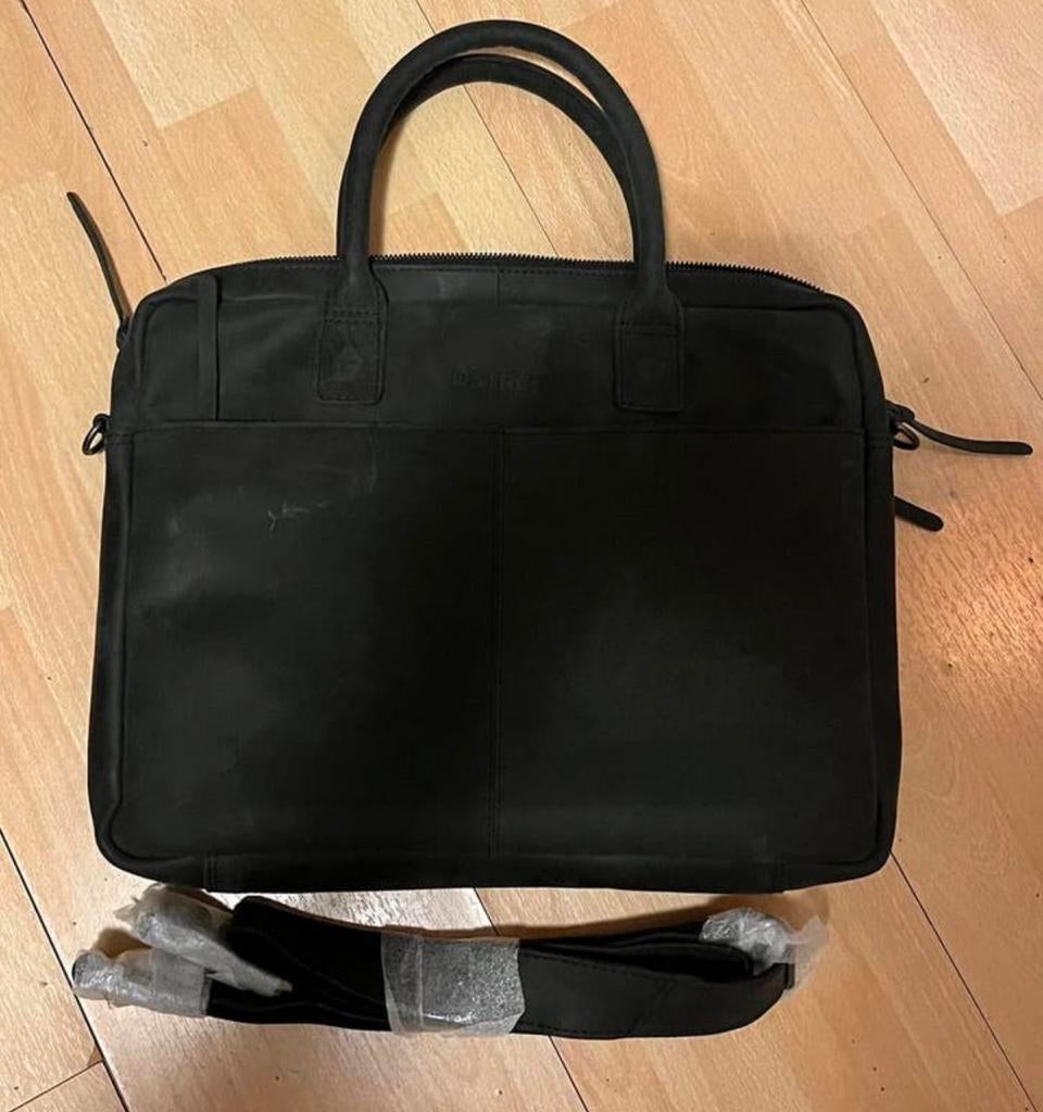 D’STR’CT laptop tas leer. Grijs 15 inch Nieuw, Computers en Software, Laptoptassen, Ophalen of Verzenden, 15 inch, Zo goed als nieuw