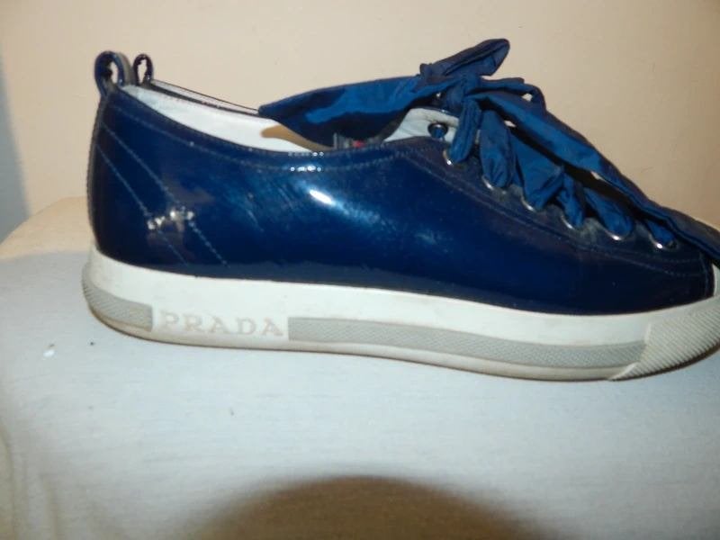 Prada lak leren sneakers dikke lint veters apart mt 38, Prada, Sneakers of Gympen, Gedragen, Verzenden