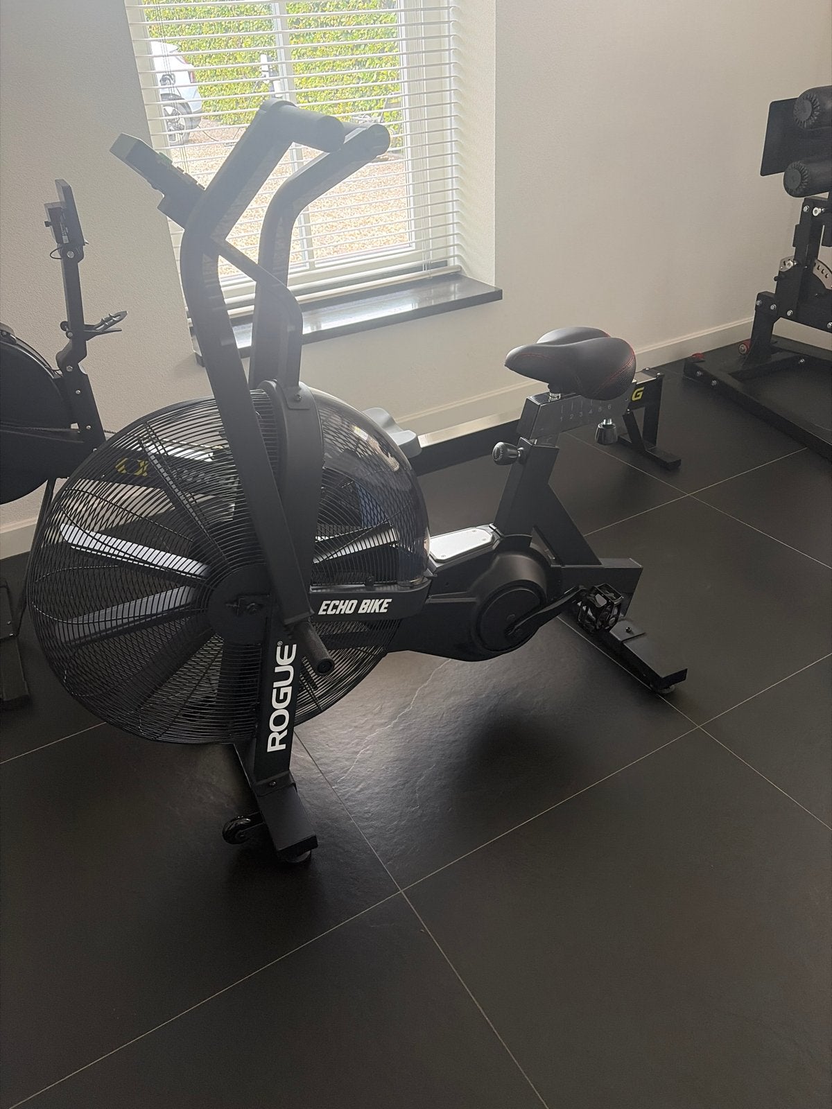 Nieuwe Rogue Echo Bike - Krachtige Airbike, Sport en Fitness, Ophalen, Airbike, Metaal, Armen