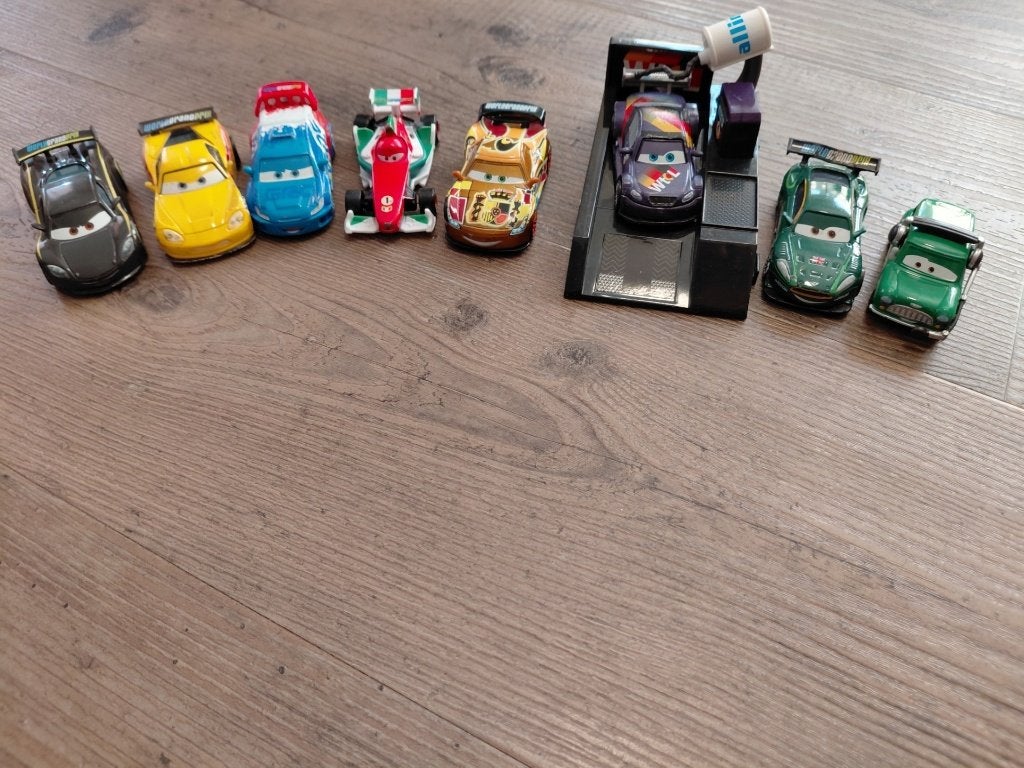 World Grand Prix racers van Cars, Ophalen of Verzenden, Zo goed als nieuw