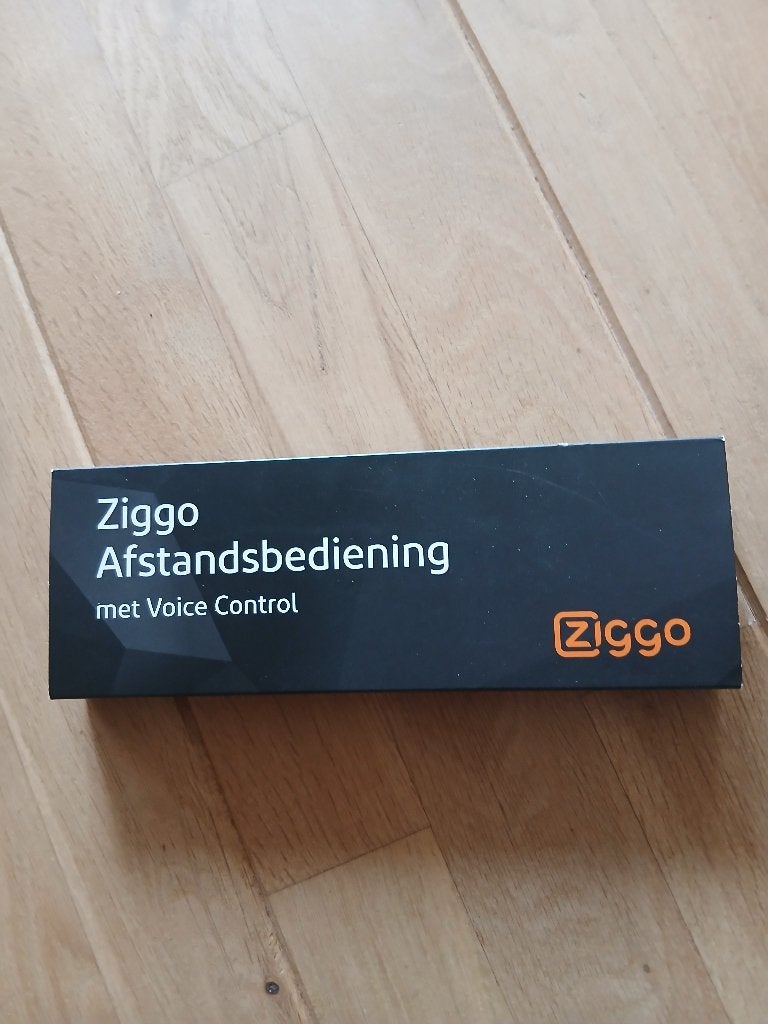 ziggo afstandsbediening met voice control, Audio, Tv en Foto, Afstandsbedieningen, Ophalen of Verzenden, Nieuw, Origineel
