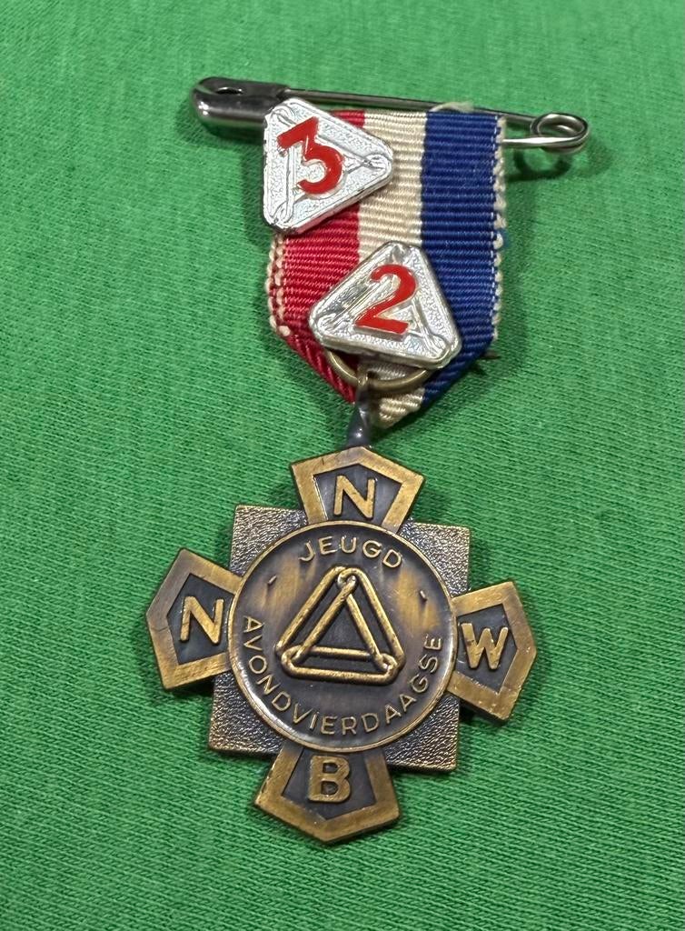 Medaille avond vierdaagse, Postzegels en Munten, Ophalen of Verzenden, Overige materialen