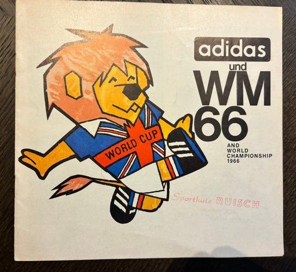 WK voetbal 1966 Adidas programma boekje (duitstalig), Eén persoon
