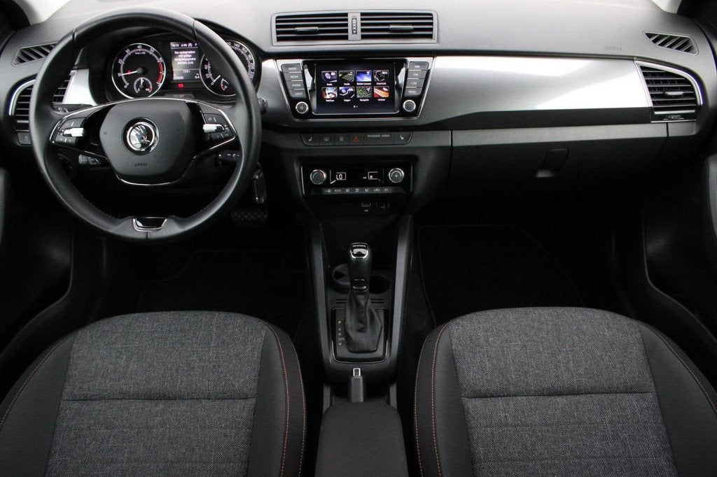 Skoda Fabia 1.0 TSI 1 Jaar GARANTIE I ACC I CARPLAY I LED I, Stof, Gebruikt, 95 pk, Bedrijf