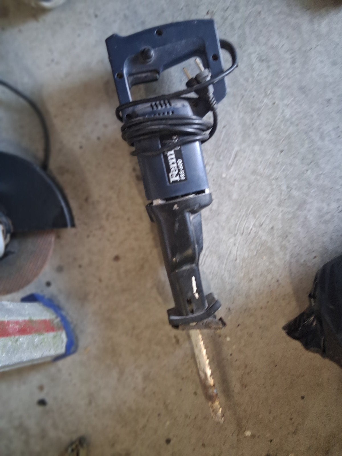 reciprozaag werk nog goed, Ophalen, Gebruikt, 1200 watt of meer