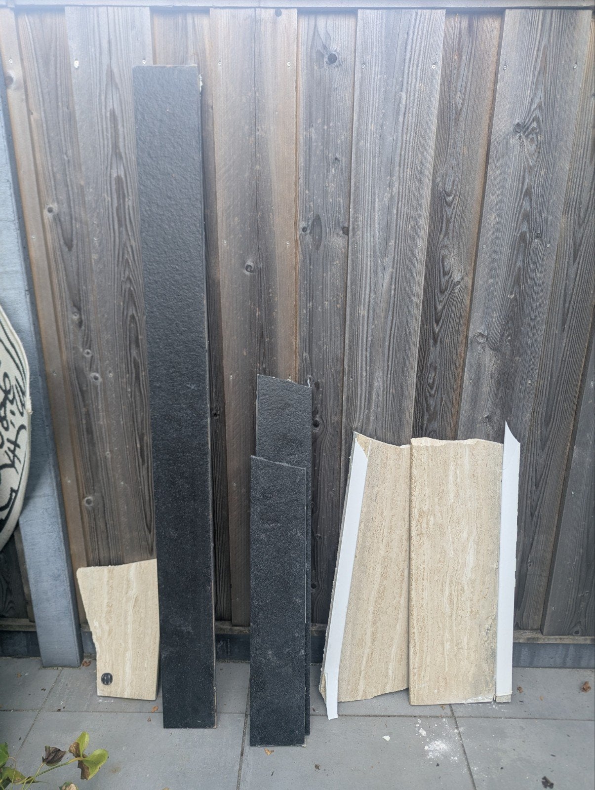 Diverse tegels: zwart graniet en beige marmer, Doe-het-zelf en Verbouw, Tegels, 60 cm of meer, Gebruikt, Graniet, Overige typen
